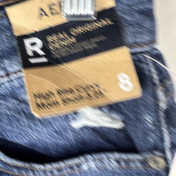 AERO Women's Jean Shorts High-rise Curvy Mom Short Size 8 Blue Denim Jean NEW - Picture 3 of 9